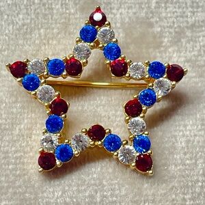 Joan Rivers Patriotic Star Brooch American Flag red white blue crystals
